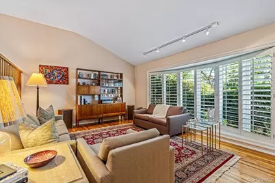 45 Driftwood Drive, Port Washington, NY 11050 - Photo 5