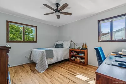 45 Driftwood Drive, Port Washington, NY 11050 - Photo 13