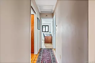 45 Driftwood Dr, Port Washington, NY 11050 - Photo 9