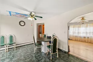 947 N Park Ave, Massapequa, NY 11758 - Photo 7