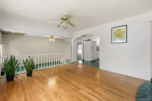 947 N Park Ave, Massapequa, NY 11758 - Photo 3