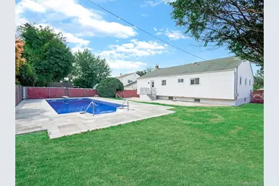 9 Honeysuckle, Kings Park, NY 11754 - Photo 27