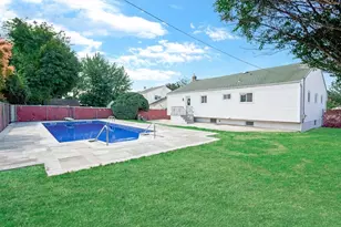 9 Honeysuckle, Kings Park, NY 11754 - Photo 27