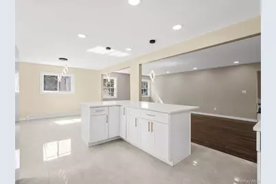 9 Honeysuckle, Kings Park, NY 11754 - Photo 13
