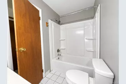 248 Concord Lane, Middletown, NY 10940 - Photo 17