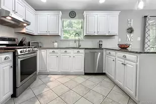 51 Prospect St, Monroe, NY 10950 - Photo 17
