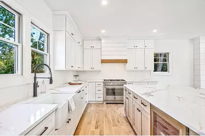 3 Vail Avenue, East Quogue, NY 11942 - Photo 9