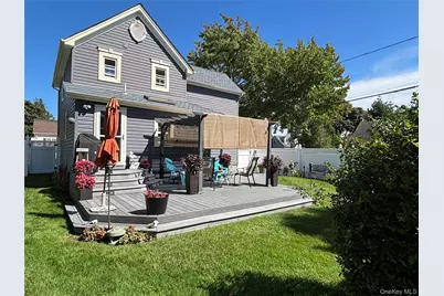 197 S 7th Street, Lindenhurst, NY 11757 - Photo 21