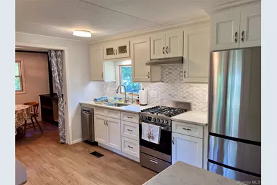 433 Mill Road #91, Calverton, NY 11933 - Photo 9