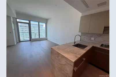 133-36 37th Avenue #PHA, Flushing, NY 11354 - Photo 7