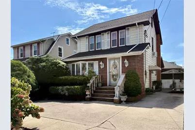 26 E Oxford Street, Valley Stream, NY 11580 - Photo 1