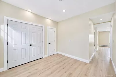 891 S Bay Street, Lindenhurst, NY 11757 - Photo 29