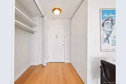 555 Kappock Street #25T, Bronx, NY 10463 - Photo 9
