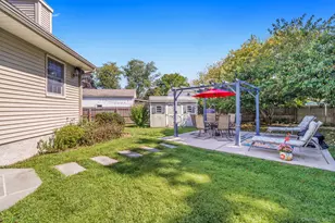 9 Anson Ln, West Sayville, NY 11796 - Photo 5