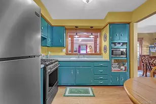 9 Anson Ln, West Sayville, NY 11796 - Photo 11
