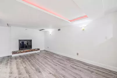 152 Alkier Street, Brentwood, NY 11717 - Photo 25