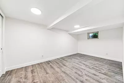 152 Alkier Street, Brentwood, NY 11717 - Photo 17