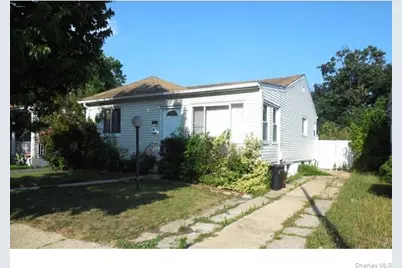 12137 237th Street, Rosedale, NY 11422 - Photo 5