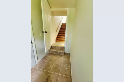 3255 Chelsey Street, Mohegan Lake, NY 10547 - Photo 17
