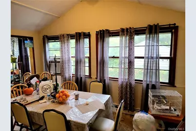 3255 Chelsey Street, Mohegan Lake, NY 10547 - Photo 9