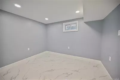 253 Meyer Avenue, Valley Stream, NY 11580 - Photo 23