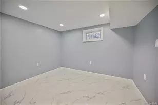 253 Meyer Ave, Valley Stream, NY 11580 - Photo 23