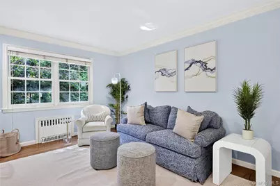 602 Park Avenue, Manhasset, NY 11030 - Photo 13