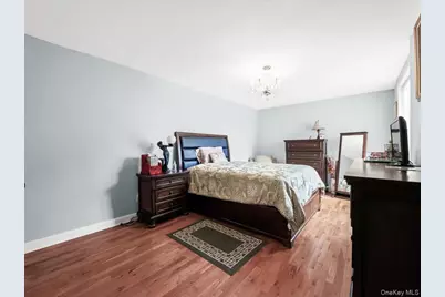 530 Dubois Avenue #2C, Valley Stream, NY 11581 - Photo 11