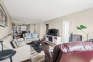 530 Dubois Ave, Valley Stream, NY 11581 - Photo 7