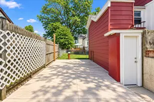 86 B Edgewater Park, Bronx, NY 10465 - Photo 3