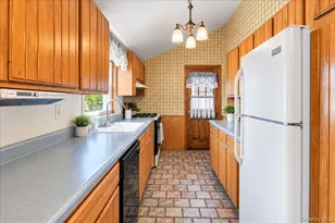86 B Edgewater Park, Bronx, NY 10465 - Photo 9