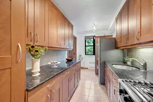 735 Kappock St, Bronx, NY 10463 - Photo 1