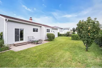 206 Alkier Street, Brentwood, NY 11717 - Photo 33