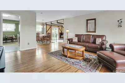 206 Alkier Street, Brentwood, NY 11717 - Photo 7