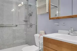 206 Alkier St, Brentwood, NY 11717 - Photo 27