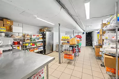 131-07 Liberty Avenue, Richmond Hill, NY 11419 - Photo 15