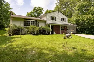 37 Brothers Rd, Wappingers Falls, NY 12590 - Photo 3