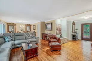 15 Cliff Rd, Port Jefferson, NY 11777 - Photo 7