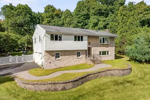 58 Regina Rd, Monsey, NY 10952 - Photo 3