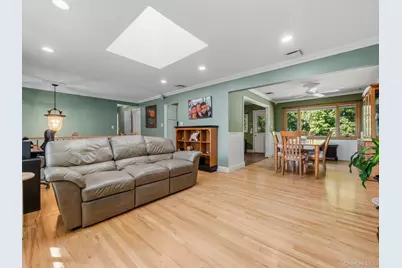 58 Regina Road, Monsey, NY 10952 - Photo 7