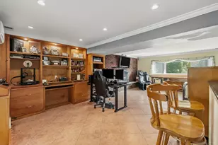 58 Regina Rd, Monsey, NY 10952 - Photo 25