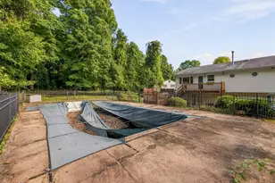 58 Regina Rd, Monsey, NY 10952 - Photo 37
