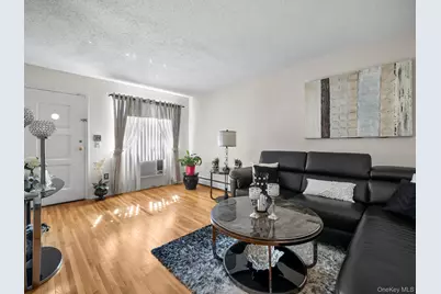 13818 Redding Street, Ozone Park, NY 11417 - Photo 9