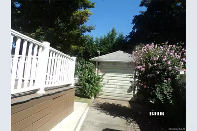 1821 E 27th Street, Brooklyn, NY 11229 - Photo 21