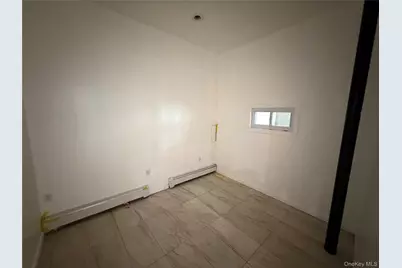 2356 Waterbury Avenue, Bronx, NY 10462 - Photo 5