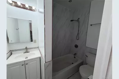 2356 Waterbury Avenue, Bronx, NY 10462 - Photo 17