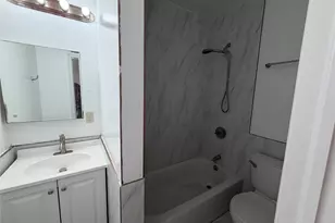 2356 Waterbury Ave, Bronx, NY 10462 - Photo 17