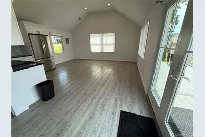 169 E Shore Road, Huntington, NY 11743 - Photo 5