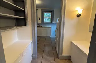 76 S Hamilton St, Poughkeepsie, NY 12601 - Photo 3