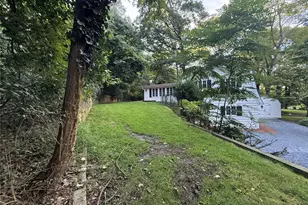 70 Rinaldo Rd, Northport, NY 11768 - Photo 5